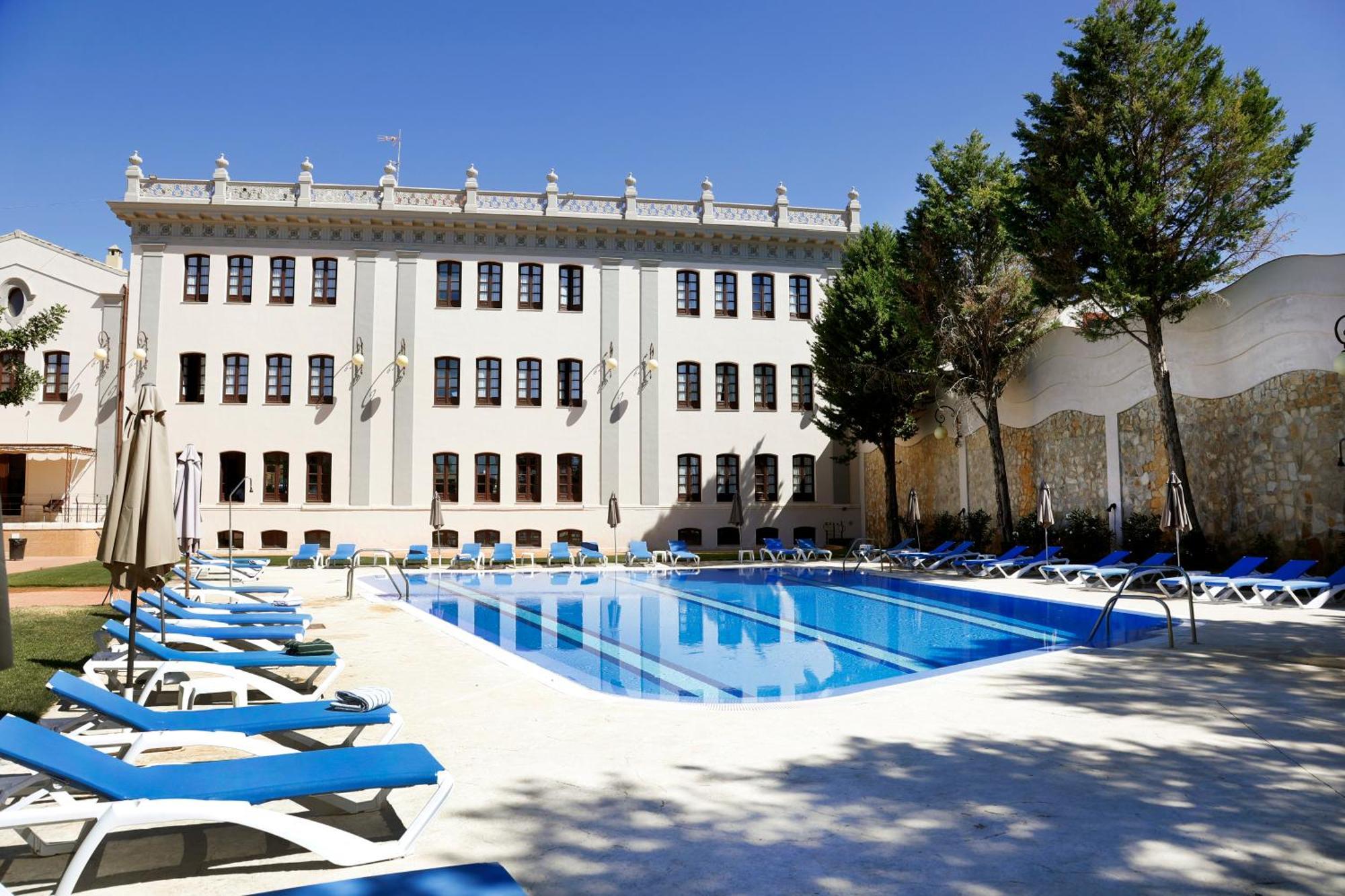 Hotel El Carmen Puente Genil Exteriör bild